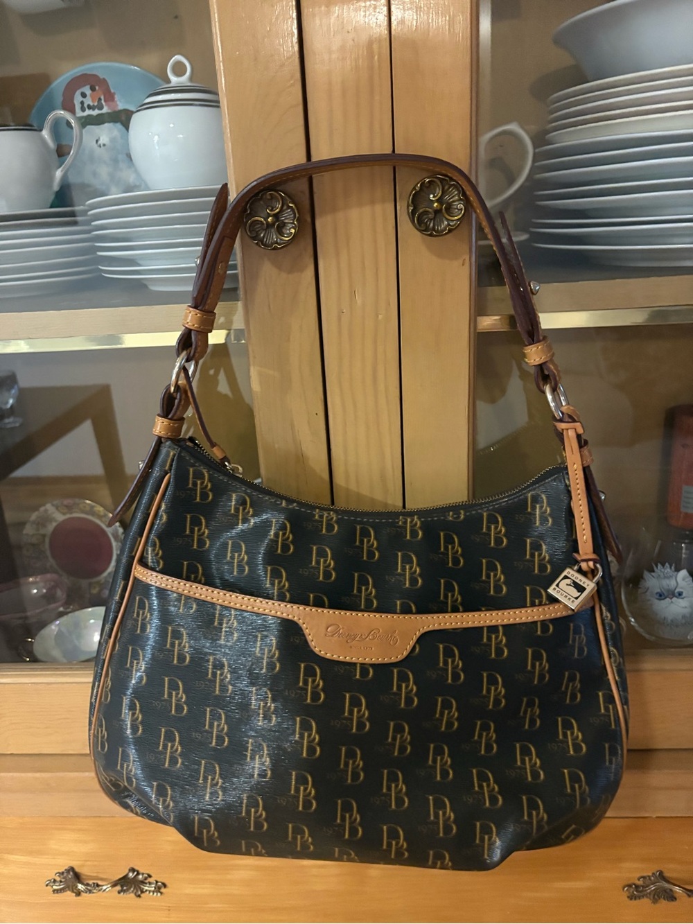 Dooney & Bourke Vintage Collins 1975 Signature Brown Leather Shoulder Bag Hobo